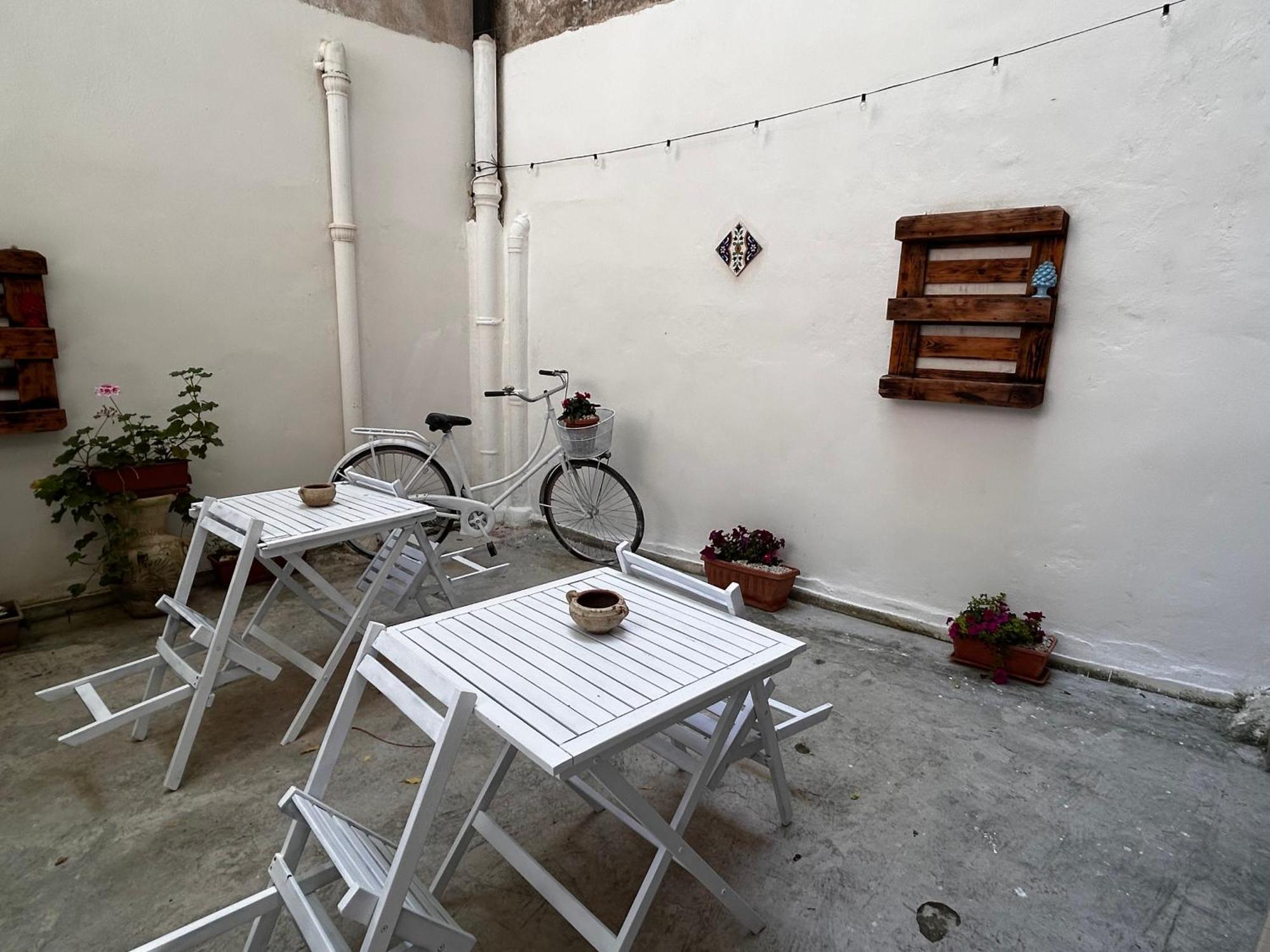Al Cortiletto Villa Palermo Exteriör bild